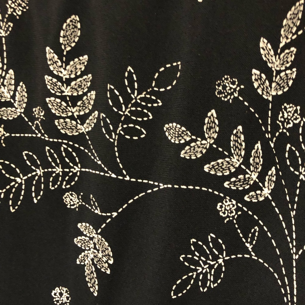 LAST CHANCE! Kathie Lee Collection Long Skirt - Picture 4 of 10